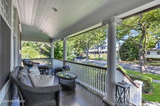 207 Monmouth Ave in Spring Lake, NJ - Building Photo - Building Photo