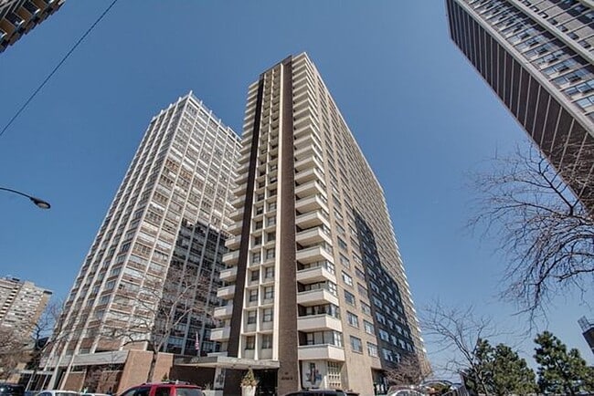 property at 6157 N Sheridan Rd