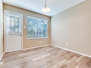 8026 Arkan Pkwy in Dallas, TX - Building Photo - Building Photo