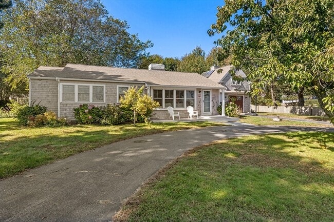 property at 17 Musquashicut Ave