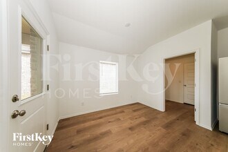 437 Labelle Ln in Tuttle, OK - Foto de edificio - Building Photo