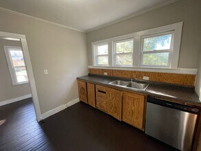 234 Chestnut St in Shelby, NC - Building Photo - Building Photo