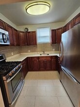 805 17th St in Union City, NJ - Foto de edificio - Building Photo