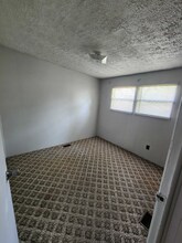 201 Chamberlin Dr in Denison, IA - Building Photo - Building Photo