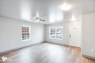 3851 E Brenda Ave in Wasilla, AK - Building Photo - Building Photo