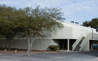 4207 W San Rafael in Tampa, FL - Building Photo