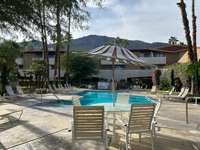437 S Calle El Segundo in Palm Springs, CA - Building Photo - Building Photo