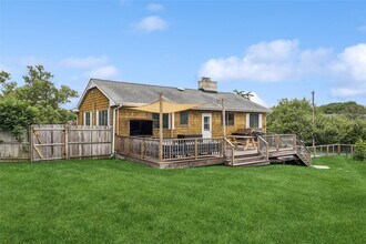 152 S Essex St in Montauk, NY - Building Photo - Building Photo