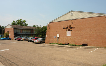 Northwest Plaza in Jackson, MS - Building Photo - Building Photo