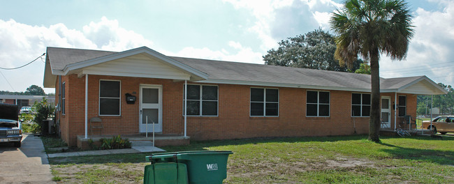 1024-1028 S 11th St in Fernandina Beach, FL - Building Photo - Building Photo