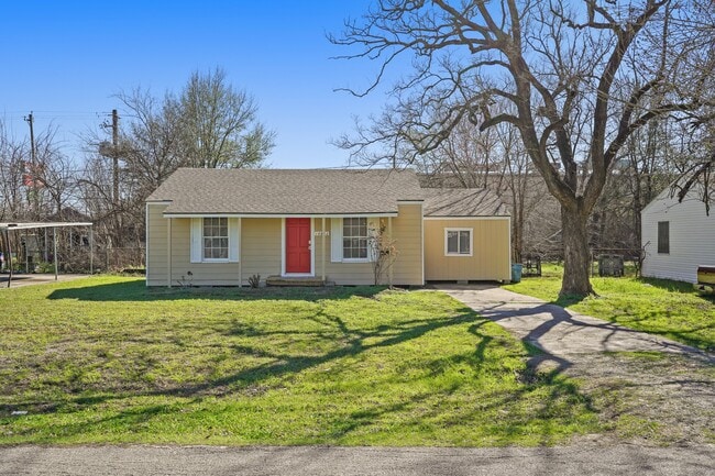 property at 10922 Oswego St