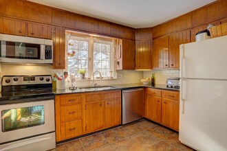 1733 Santa Barbara Dr in Lancaster, PA - Building Photo - Building Photo