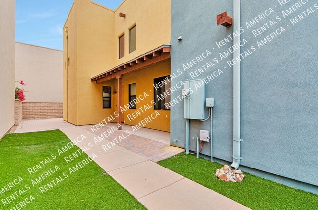 402 E Croydon Park Rd in Tucson, AZ - Foto de edificio - Building Photo