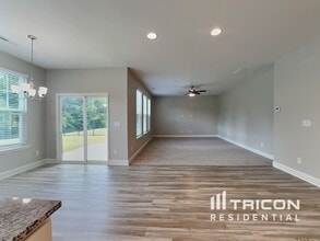 110 Gallery Park Dr in Franklinton, NC - Building Photo - Building Photo