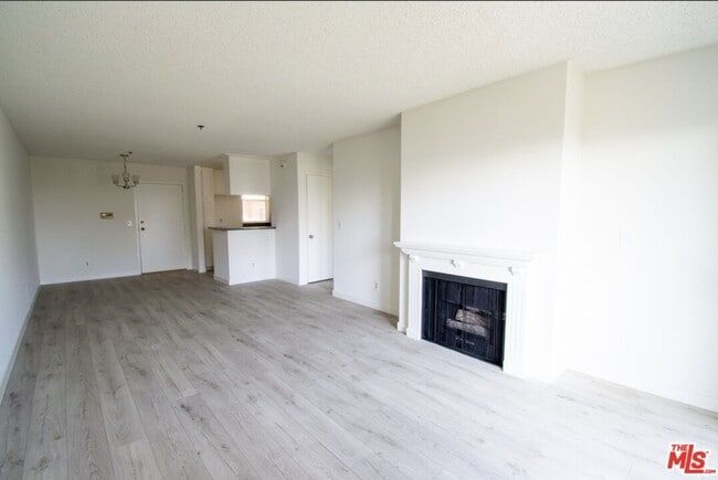 3344 Castle Heights Ave