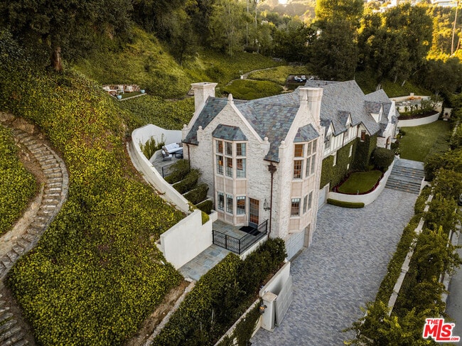 property at 10950 Bellagio Rd