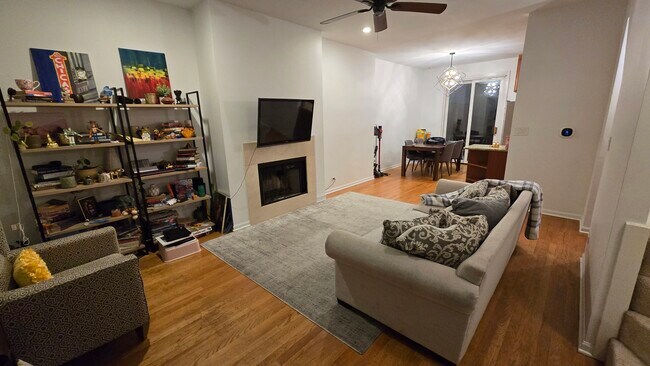 property at 1733 W Crystal St