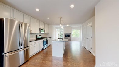 2731 Bristol Rdg Dr in Ann Arbor, MI - Building Photo - Building Photo