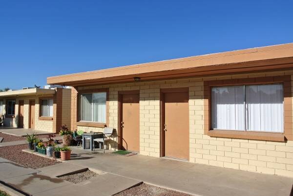 109 E Brinker Dr in Avondale, AZ - Building Photo - Building Photo