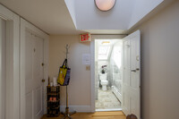 27 William St in Cambridge, MA - Building Photo - Interior Photo