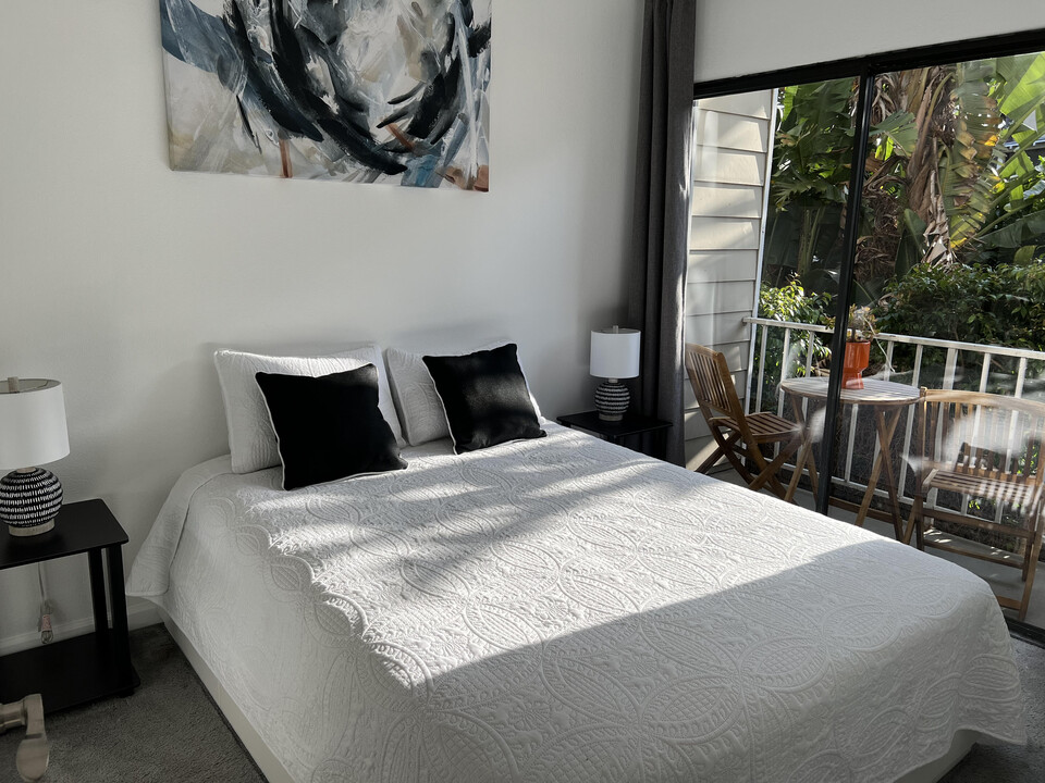 2650 Broadway in San Diego, CA - Building Photo
