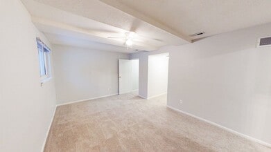 2862 Chatsworth Way in Reynoldsburg, OH - Building Photo - Building Photo