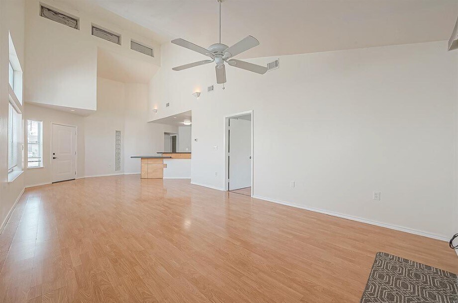 4617 Talina Way in Houston, TX - Building Photo