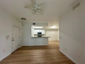 9055 Colby Dr, Unit 2210 in Ft. Myers, FL - Building Photo - Building Photo