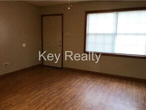 1322 Palmetto St in Pineville, LA - Building Photo - Building Photo