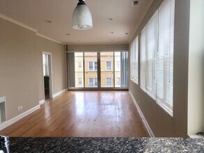 4300 N Kedzie Ave in Chicago, IL - Building Photo - Building Photo