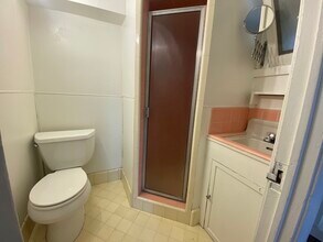 102 Bonito Ave in Long Beach, CA - Building Photo - Building Photo