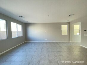 9936 Topaz Peak Ct in Las Vegas, NV - Building Photo - Building Photo