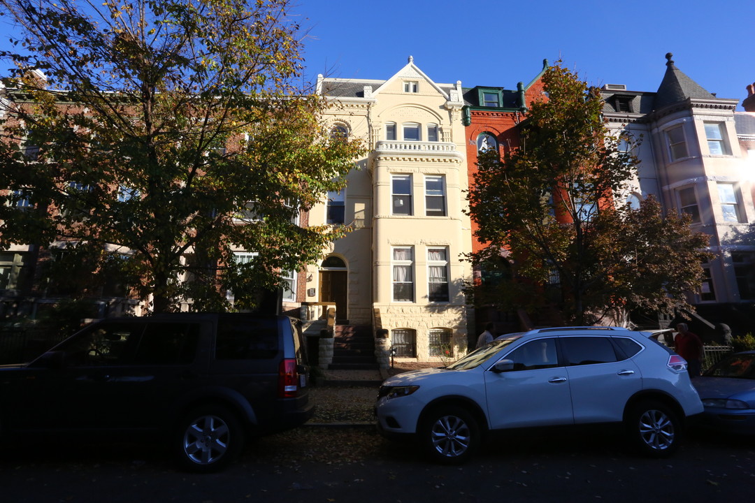 1719 S St NW in Washington, DC - Building Photo