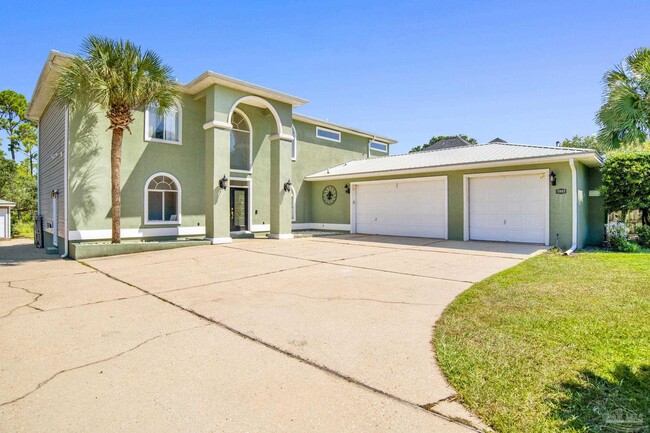 7902 Sleepy Bay Blvd in Navarre, FL - Foto de edificio - Building Photo
