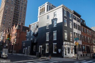 238 S 20th St in Philadelphia, PA - Foto de edificio - Building Photo
