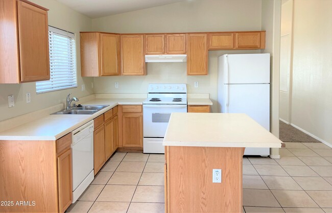 7220 S 55th Dr in Phoenix, AZ - Building Photo - Building Photo