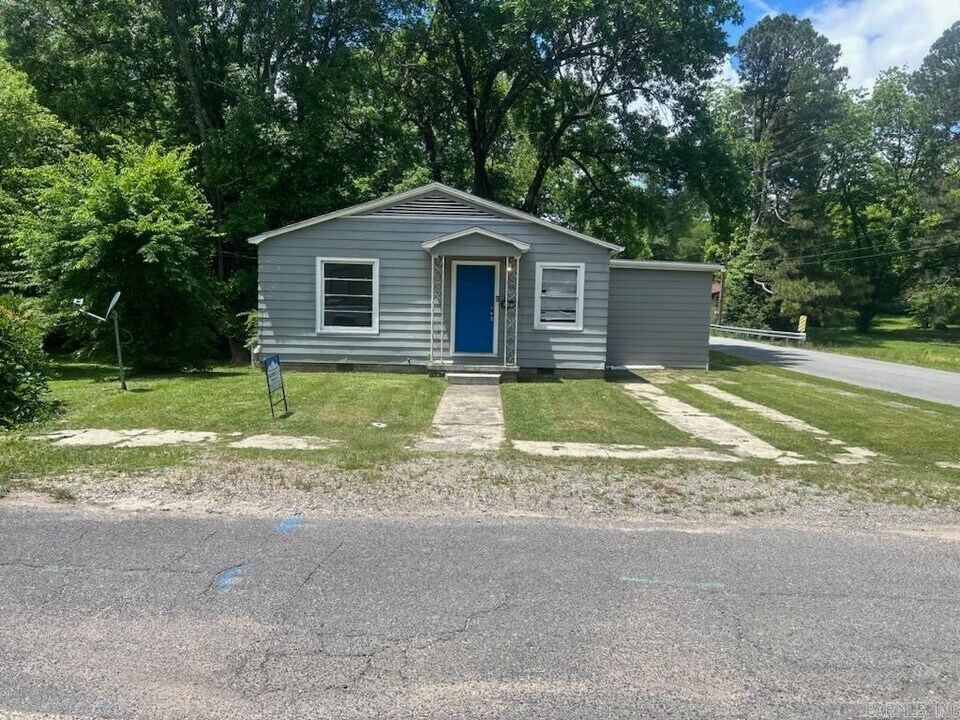 1604 Texas St in Malvern, AR - Building Photo