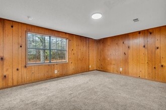 155 W Thomas Dr in Columbus, MS - Building Photo - Building Photo