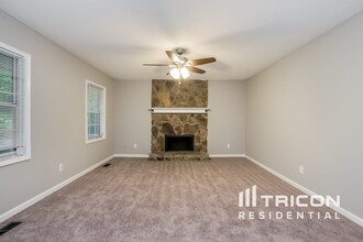 236 King James Dr in Dallas, GA - Building Photo - Building Photo