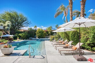 6 Rocky Ln in Rancho Mirage, CA - Building Photo - Building Photo