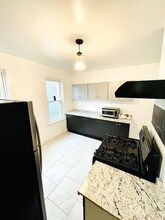 11 Colonial Ave-Unit -unit 2 in Boston, MA - Building Photo - Building Photo