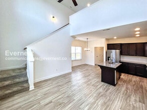 799 Coopers Wy in Lebanon, TN - Foto de edificio - Building Photo