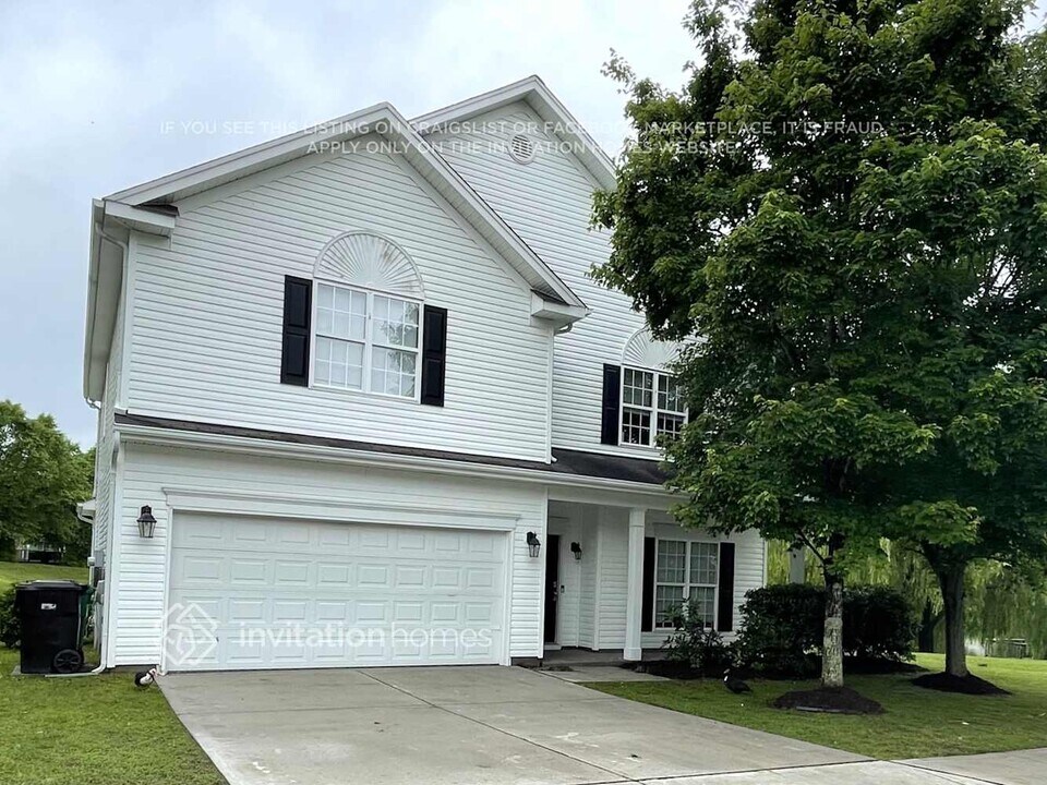 6431 Mary Lee Way in High Point, NC - Building Photo