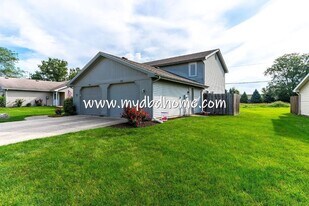 7318 Wrangler Trail in Fort Wayne, IN - Building Photo