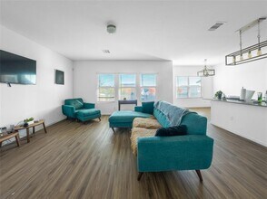 313 Majestic Cedar Dr in Liberty Hill, TX - Building Photo - Building Photo