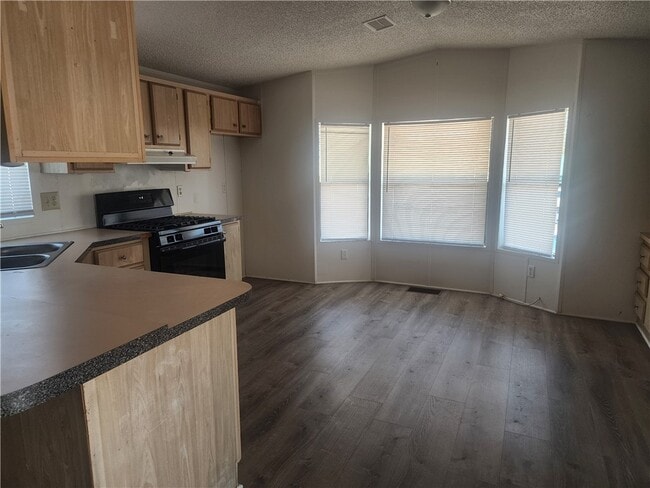 691 Church St in Bullhead City, AZ - Building Photo - Building Photo