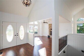 8165 Old White River Rd in Rogers, AR - Building Photo - Building Photo