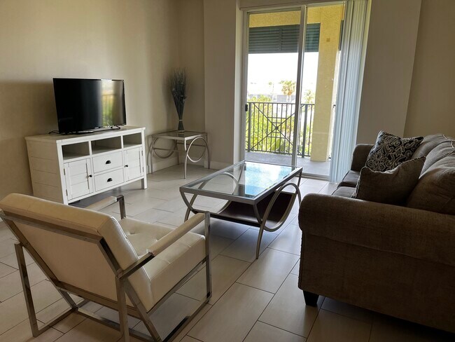 255 NE 3rd Ave, Unit 503 in Delray Beach, FL - Building Photo - Building Photo