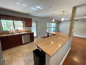 2700 E Church St in Orlando, FL - Building Photo - Building Photo