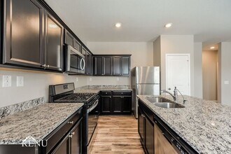 5039 Firefly Hls in Saint Hedwig, TX - Building Photo - Building Photo